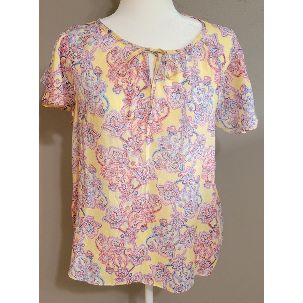 Hope & Harlow Lightweight Flutter Sleeve Rayon Top